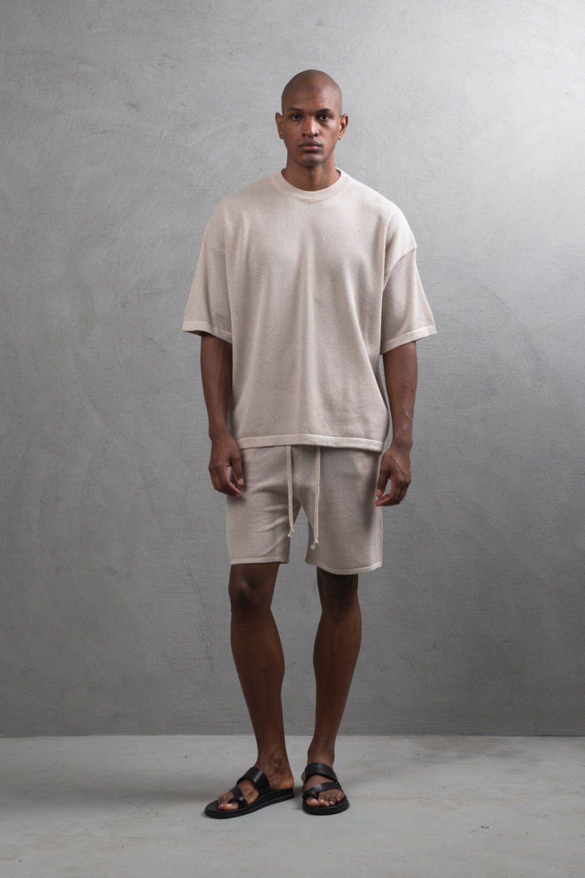 סט אוברסייז לגבר צבע שמנת