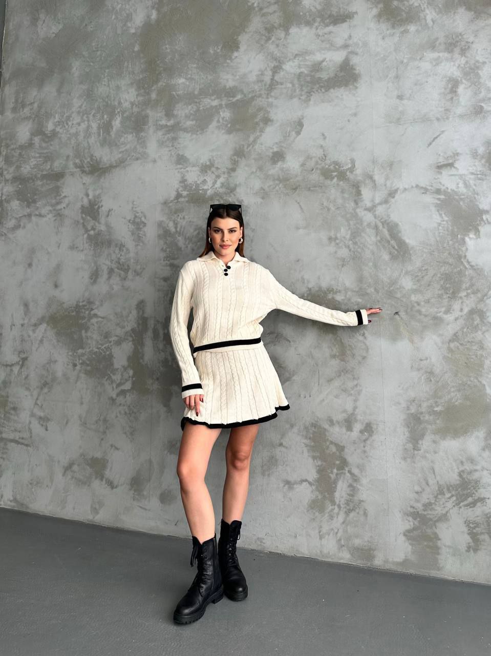 סט חצאית וחולצה סרוגים – תמונה 4